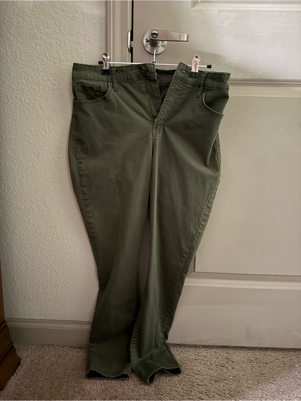 crown & ivy Olive Green Straight-Leg Jeans